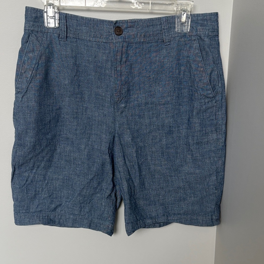 GAP Women’s Denim Blue Flat Front Shorts